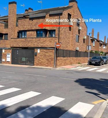 Meco Apartment | Pet Friendly 90 m2 Accommodation with Great Reviews