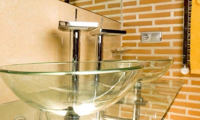 Pradena House | Discover Alojamiento la Luz de la Sierra - 4-Star Retreat