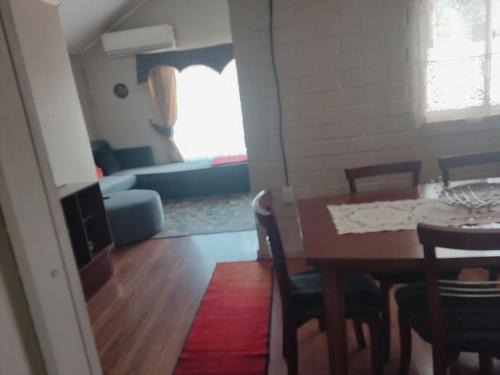 Valdivia House | Pet-Friendly Retreat at Alojamiento Los Fundadores