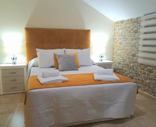 Old Town Baeza Apartment | Family-Friendly Alojamiento Matilla Rated 9/10 by Guests