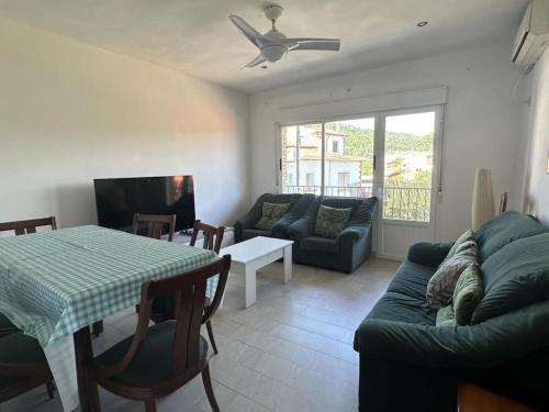 Torre de Don Miguel Apartment | Experience Nature at Alojamiento Rural Manomar