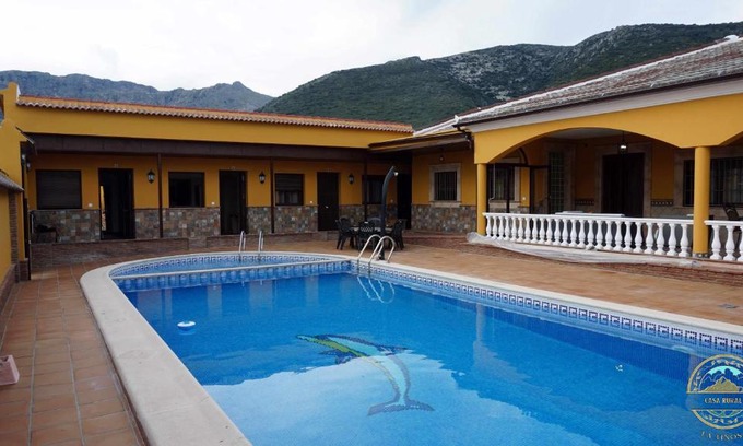 Las Lagunillas Villa | Stunning Alojamiento Rural La Tiñosa - Pool & Family-Friendly