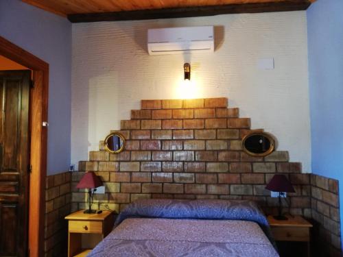 Enguidanos Hotel | Discover Alojamiento Rural Los Carriles for Your Getaway