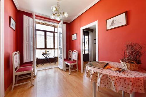 Penafiel House | Discover Alojamiento Rural Pueblo de la Ribera