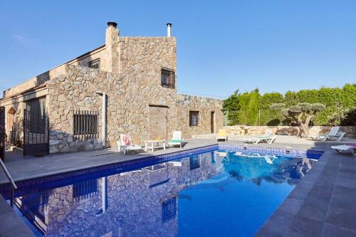 Pozo Alcon Apartment | Explore Alojamiento Rural Soler: Family-Friendly Retreat