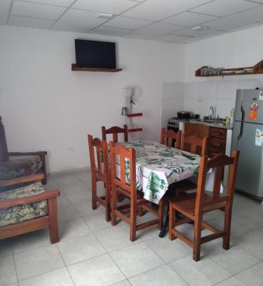 Formosa Apartment | Pet & Child-Friendly Alojamiento Temporarios NEA - 8.5/10 Rated