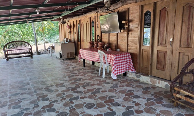 Monitos Hotel | Discover ALOJAMIENTO TURISTICO LOMA FRESCA Retreat