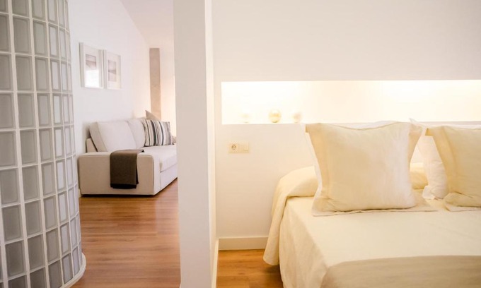 Caravaca de la Cruz Apartment | Discover Alojamientos Don Alvaro: Pet-Friendly Retreat
