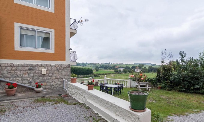 Queveda Apartment | Pet-Friendly Retreat at Alojamientos LCM - Rated 8.8/10