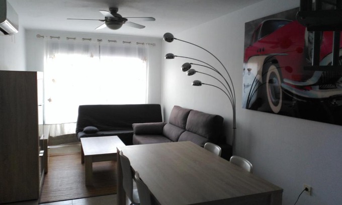 Peniscola Apartment | Oceanfront Stay at Alojamientos Marel Atico - 4-Star Retreat