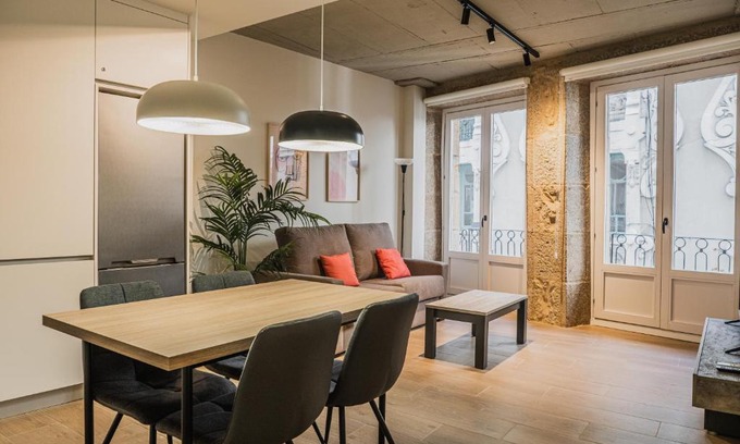 La Coruna Apartment | Discover Miss Tic in Ciudad Vieja Coruña: Guest Rated 9.4
