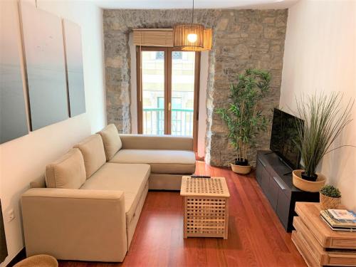 Cimadevilla Apartment | Family-Friendly Alola Cimadevilla with 9.3/10 Rating