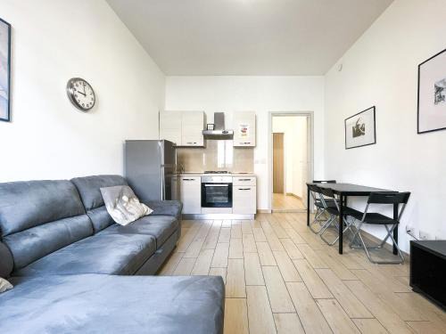 Corsico Apartment | Pet-Friendly Smart Flat by the Canal for 4 Guests