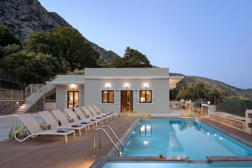 Filaki Villa | Experience Aloni Villa: Oceanfront Retreat with Pool & 9.9 Rating