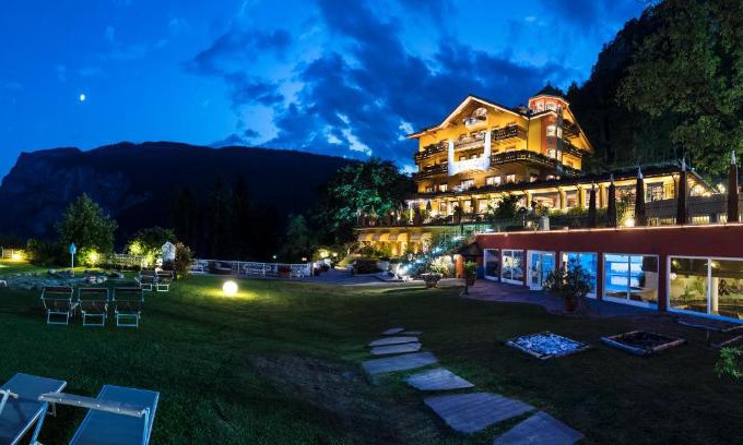 Fai della Paganella Hotel | Discover Alp Wellness Sport Hotel Panorama: 4-Star Retreat