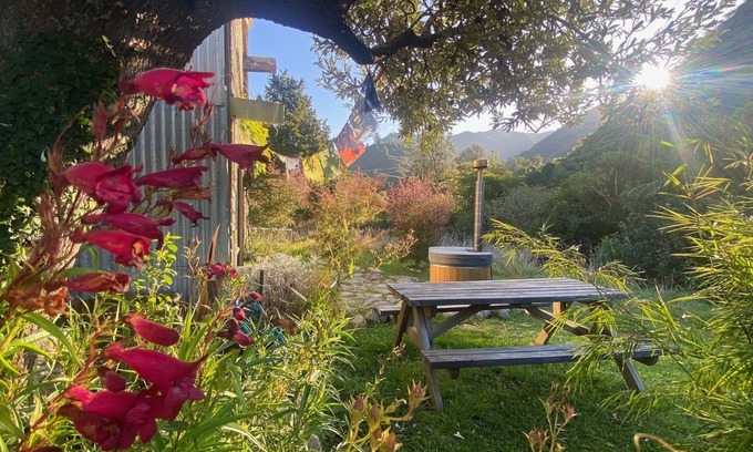 Kairuru Cabin | Eco Cabin Retreat: Spa, Hot Tub & Perfect 10 Reviews