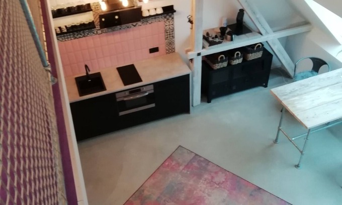 Niederkruechten Apartment | Experience Comfort at Alpacaview Lodge Kater Carlo
