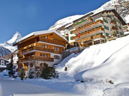 Zermatt Hotel | Pet Friendly Alpenblick Superior: Family-Friendly Retreat