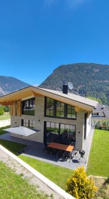 Sautens House | Discover Alpenchalet Valentin: Oceanfront Bliss at 4 Stars