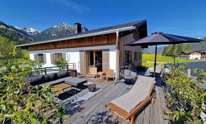 Vils Ski Chalet | Deluxe Alpenchalet-Vils: Ocean View with Breakfast Included