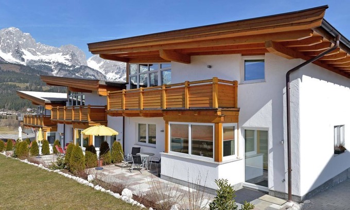 Ellmau House | Alpenchalets Wilder Kaiser - Holiday home/2 bedrooms/1 living room/bathroom/WC