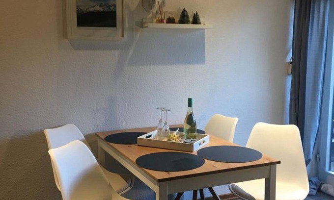 Obermaiselstein Apartment | Family-Friendly Alpendohle Ferienwohnung with Kitchen Access