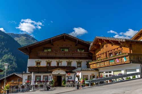 Sankt Veit in Defereggen Hotel | Unforgettable Alpengasthof Pichler: Spa & Family-Friendly