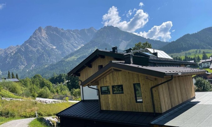 Hinterthal Apartment | Alpenglück Hinterthal - Family-Friendly Apartment with Spa