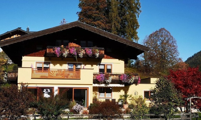 Lofer Apartment | Guest Rated 10/10: Family-Friendly Apartment Alpengruß