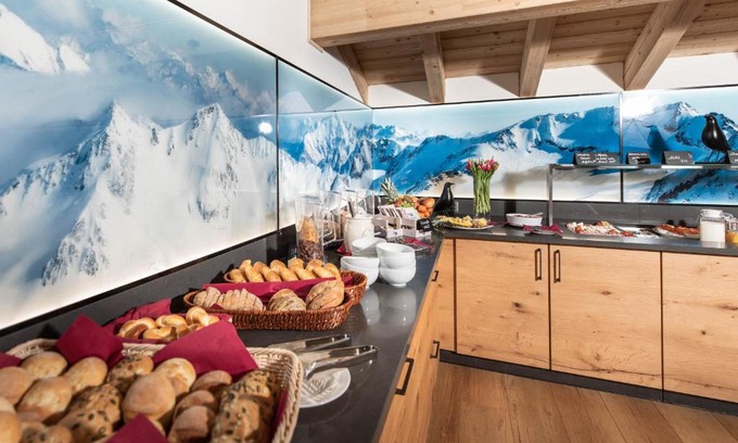 Andermatt Hotel | Family-Friendly Alpenhotel Schlüssel with Top Guest Ratings