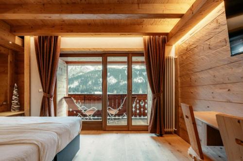 Sappada Bed & Breakfast | Explore AlpenLieben B&B: Family-Friendly Retreat with 9.4/10 Score