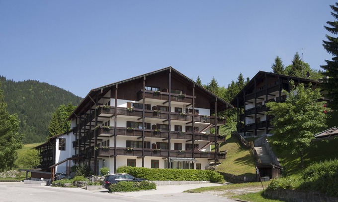 Resten Hotel | Experience Alpenresidenz Buchenhöhe with Family-Friendly Amenities