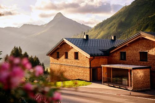 Damuels Apartment | Alpenstolz Damüls Haus 3 - Relaxing Mountain Getaway