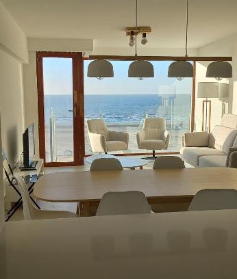 De Panne Apartment | Oceanfront Escape at Alpha 503 - Rated 9.3 by Guests