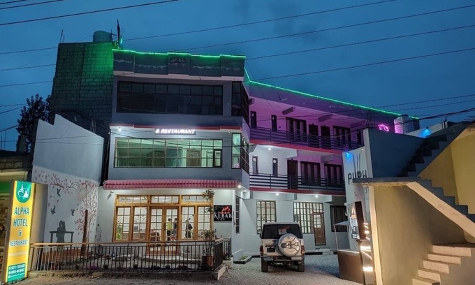 Skardu Hotel | Family-Friendly Stay at Alpha Hotel & Restaurant
