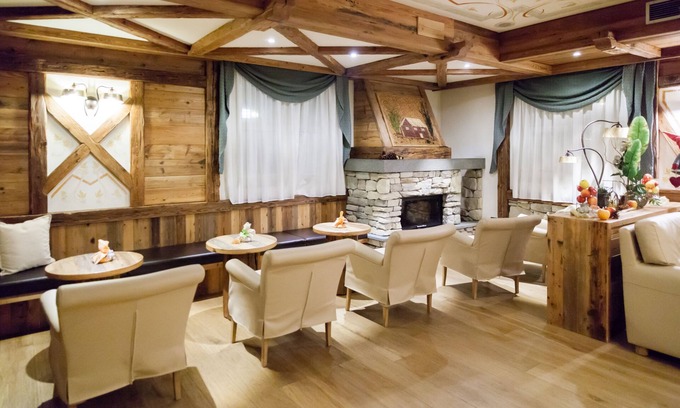 Dimaro Hotel | Discover AlpHoliday Dolomiti with Spa and Pool Access