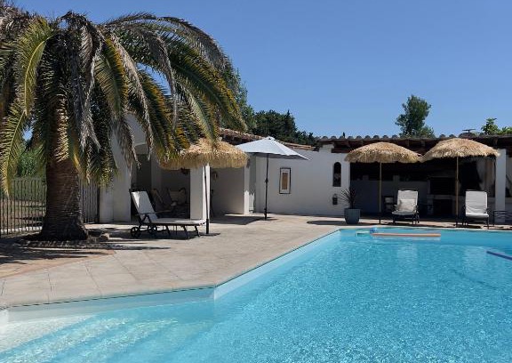 Arles House | Experience Alpilles Camargue Mas Falabrego: Guest Rated 9.6