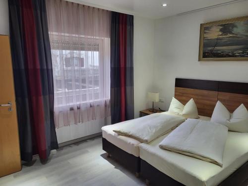 Rosenheim Apartment | Pet-Friendly Retreat at Alpinaflat: Ideal for Families