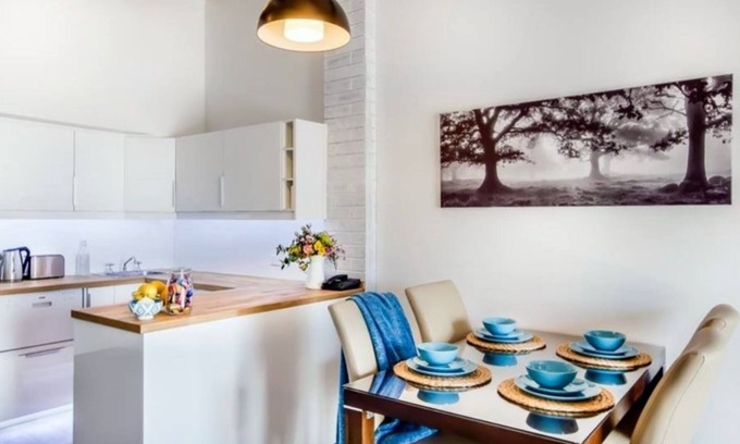 Jindabyne Hotel | Relax at Alpine Gables: Spa & Family-Friendly Amenities