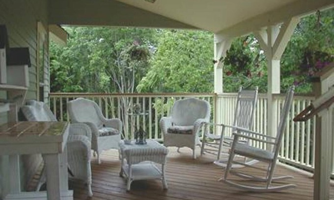Vernon Bed & Breakfast | Delightful Alpine Haus Bed & Breakfast with Family Amenities
