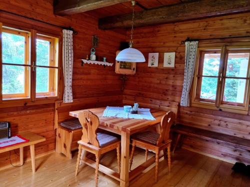 Auen Ski Chalet | Cozy Alpine Hut in St Lorenzen ob Murau - Rated 9.8/10