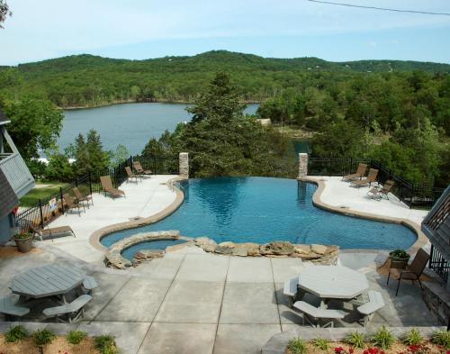 Indian Point Resort | Alpine Lodge Resort: Family-Friendly with Oceanfront Views