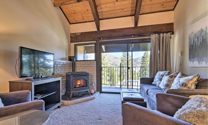 Alpine Meadows Condo | Alpine Meadows Condo: Scenic Mountain Views & Family-Friendly