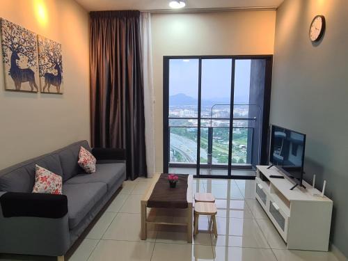 Kampung Bukit Dukong Apartment | Family-Friendly Alpine Parkland with Pool in Batu 11 Cheras