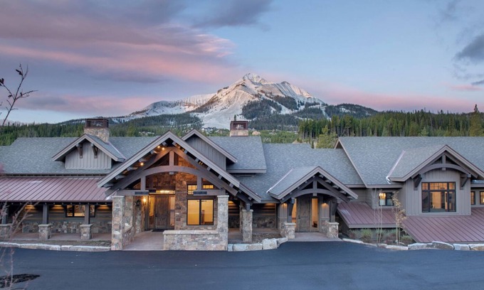 Big Sky House | Discover Alpine Peak Lodge: Family-Friendly Retreat in Big Sky