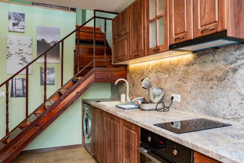 Shiligarnika Apartment | Alpine Retreat Maisonette