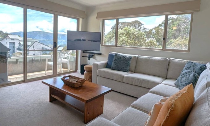 Falls Creek Apartment | Inviting Alpine View Apartments with Family-Friendly Amenities