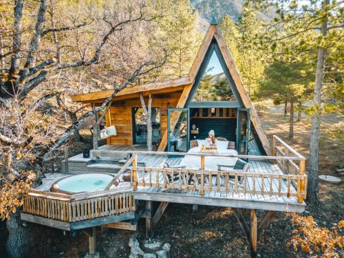 Serres Cabin | ALPINEST - Les Cabanes du Pas de la Louve