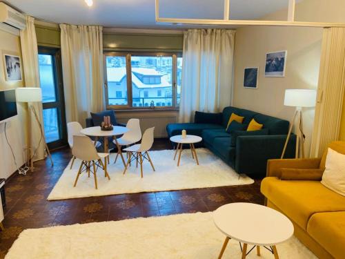 Ravascletto Apartment | Inviting Alpský apartmán Zoncolan: Pet-Friendly Retreat