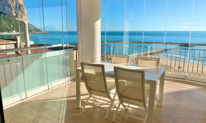 Calpe City Center Apartment | Discover Alq 163 Porto Azul with Pool & Spa Amenities